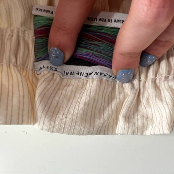 Urban Renewal Recycled Paperbag Seersucker Neutral High Waist Shorts XS - Picture 7 of 11